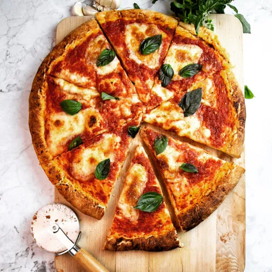 Classic Margherita Pizza